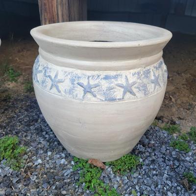 Assorted Planters and a Lion (P-DW)