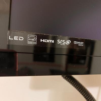 Emerson LED TV with Wall Mount 22"