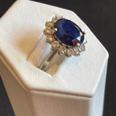 Beautiful blue stone ring