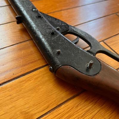 BB Air Rifle with New Box Crosman Pellets