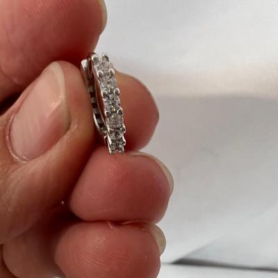 32 Pairs of 925 Earrings and More (B4-MK)