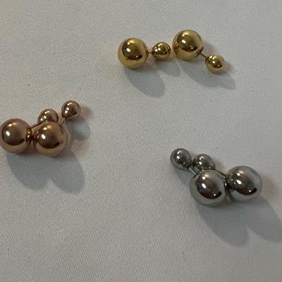 32 Pairs of 925 Earrings and More (B4-MK)