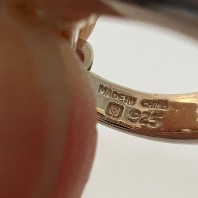 32 Pairs of 925 Earrings and More (B4-MK)