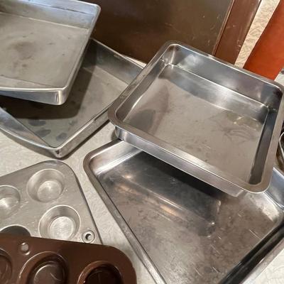 Kitchen bakeware