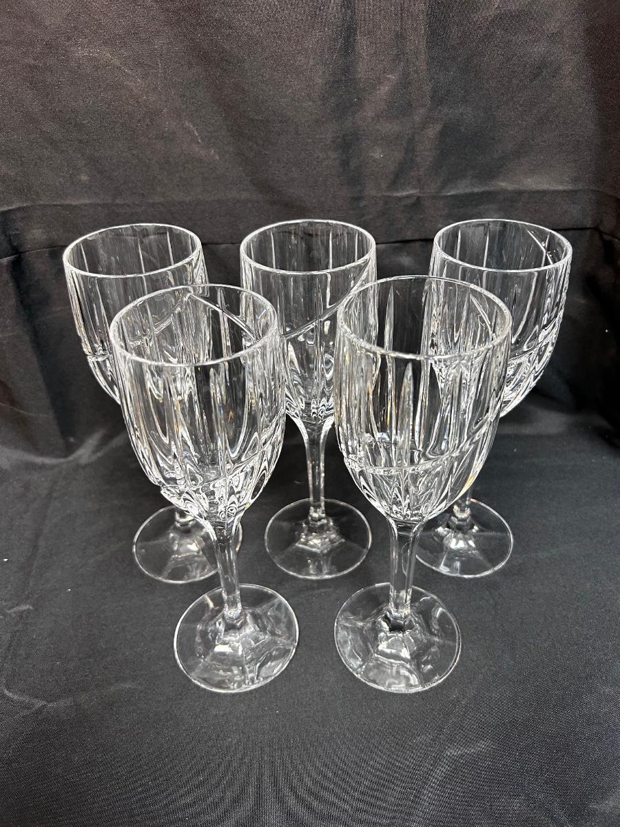 Set of 5 Large Mikasa Uptown Crystal Stemware Wine Glass