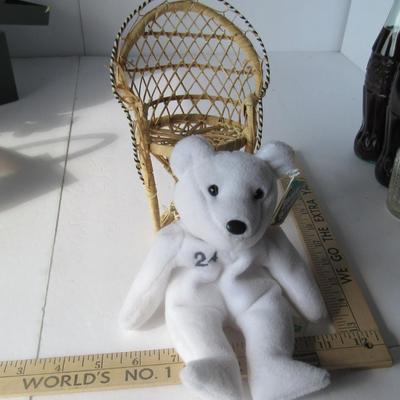 Lot 383: Martinez Bear on Little Chair
