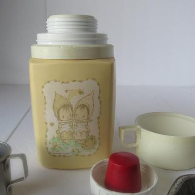 Lot 385: Lot of Kid's Aluminum/Tin Toys and Precious Moments Thermos