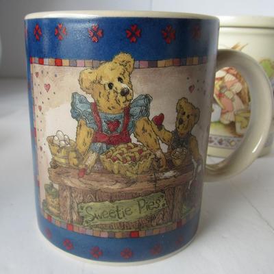 Lot 390: Various Mugs, One With Cover