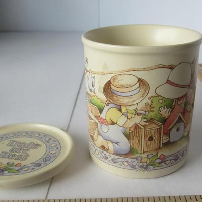 Lot 390: Various Mugs, One With Cover
