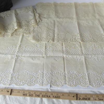Lot 391:  Lot of Plastic or Vinyl Tablecovers