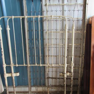 Lot 401: Antique Iron Child's Bed