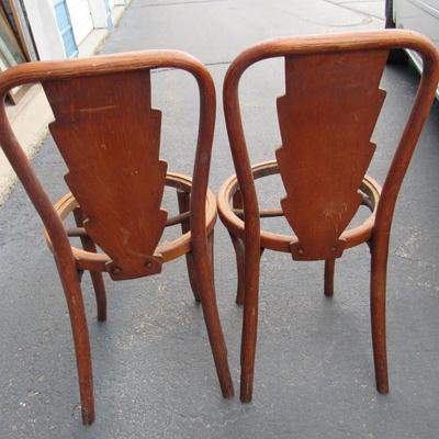 Lot 405:  Set of 3 Matching Fancy Back Antique Chairs