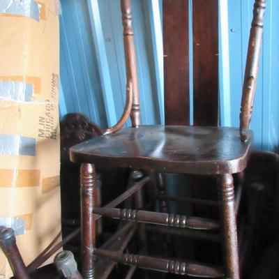 Lot 413: Set of 5 Matching Antique Wood Chairs