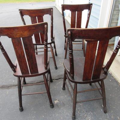 Lot 413: Set of 5 Matching Antique Wood Chairs