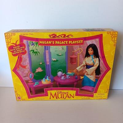 Disney's Mulan's Palace playset in sealed box!