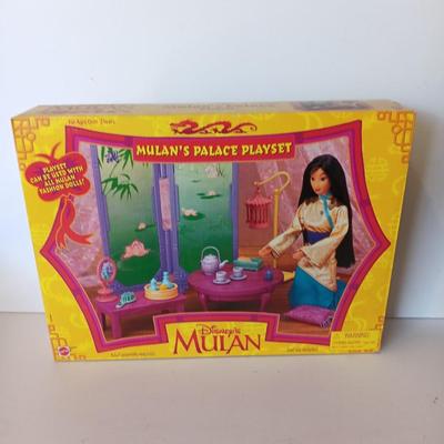 Disney's Mulan's Palace playset in sealed box!
