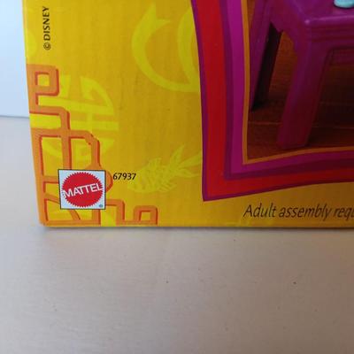Disney's Mulan's Palace playset in sealed box!