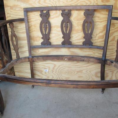 Lot 414: Nice Settee Frame For Refinishing, Owl Slats on Back