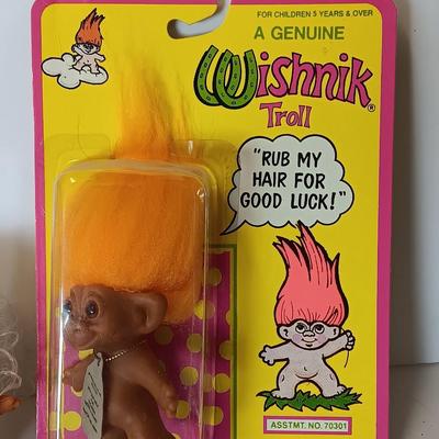 New in package Vintage Genuine Wishnik troll Rub my hair for good luck with white curly hair troll