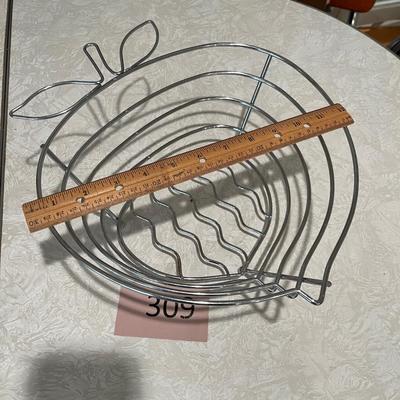 Wire fruit bowl