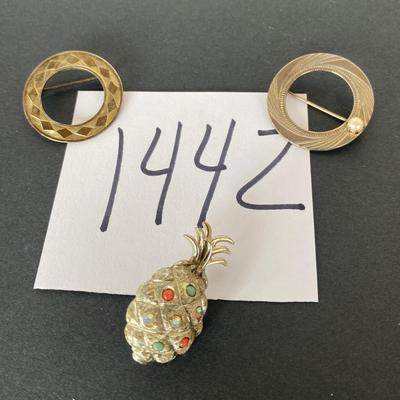 Vintage Brooches