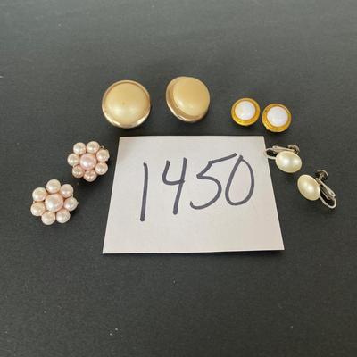 Vintage Clip On Earrings