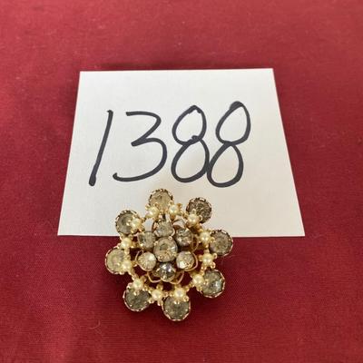 Vintage Brooch
