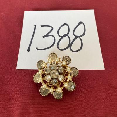 Vintage Brooch