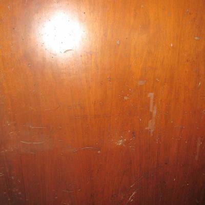 Lot 423:  Vintage Table With 4 Detatched Legs