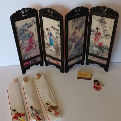 Oriental Miniature 4 Panel Folding Screen / Dollhouse Miniature Geisha Room Divider With chop sticks and other Asian themed Collectibles.