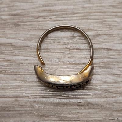 #91: Mixed Lot of Costume Rings and Pendants