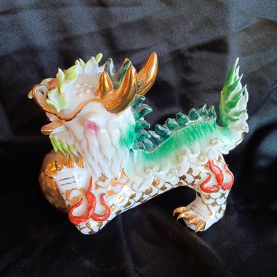 Amazing Vintage porcelain Chinese Fu Dog-Foo Lion Imperial Temple Guardian