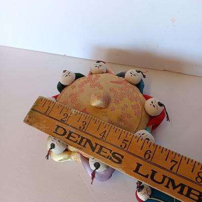 Vintage Asian Chinese Trinket Holder /Sewing pin cushion container with Silk pin cushion - circle of friends