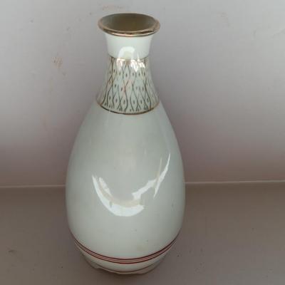 Japan Sake / Japanese Hand Painted Vase with hand painted Antique Chinese Small Porcelain Dish