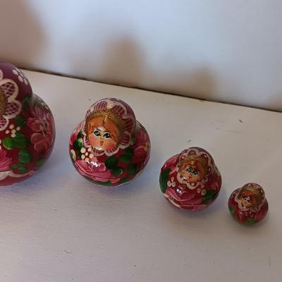 Miniature Hand painted Matreshki dolls nesting dolls set of 5