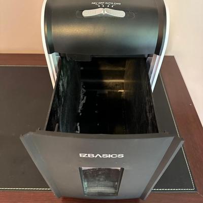 HP Envy Photo 6255 Printer & EZBASICS E01C Paper Shredder (O-KL)
