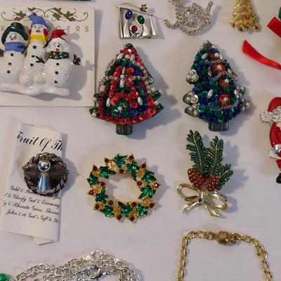 Christmas Costume Jewelry (B4-BBL)