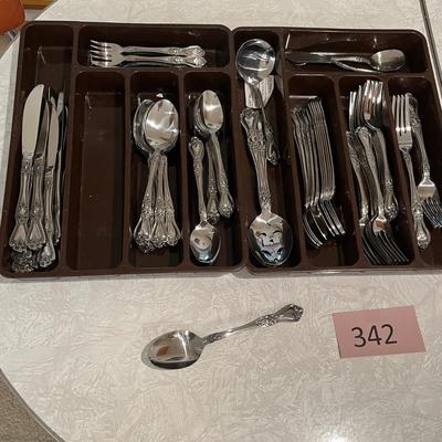 Matching flatware