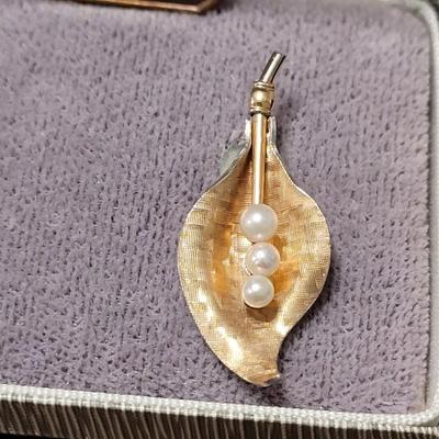 #114: Vintage Krementz 14k Overlay Earrings