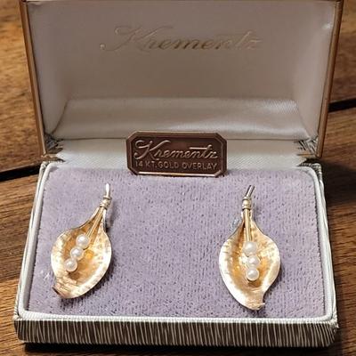#114: Vintage Krementz 14k Overlay Earrings