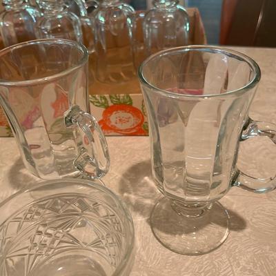 Pedestal mugs + more