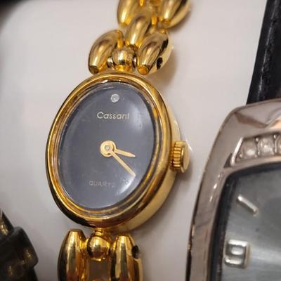 #128: Mixed Lot of Watches