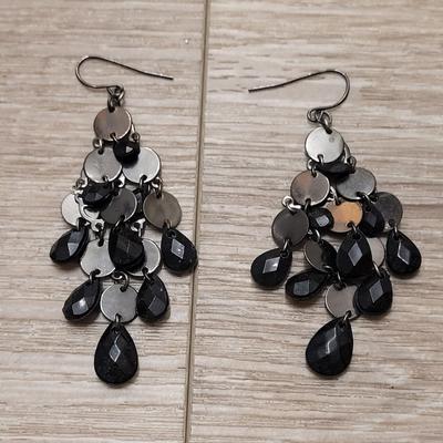 #129: Black Metallic Jewelry