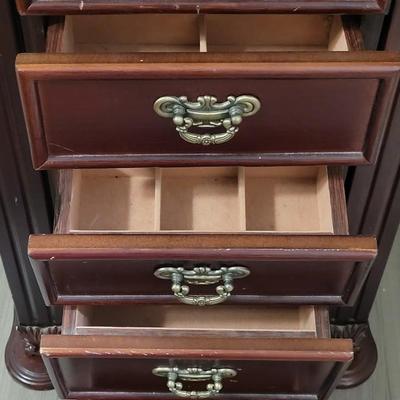 #131: Jewelry Box