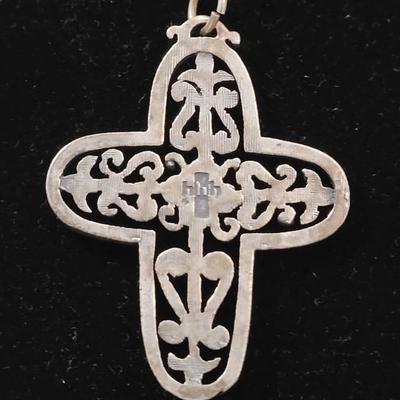 #134: Sterling Silver Cross Pendant & Necklace