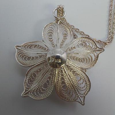 Stuart Nye & More Sterling Silver Brooches & Necklaces (B4-BBL)