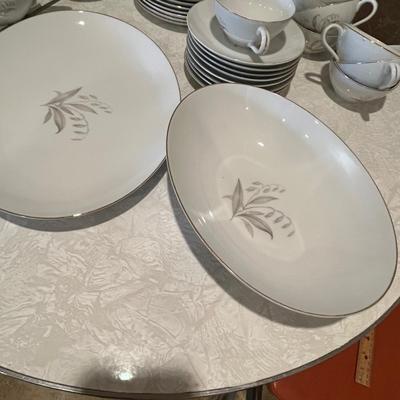Lot 2 kaysons china