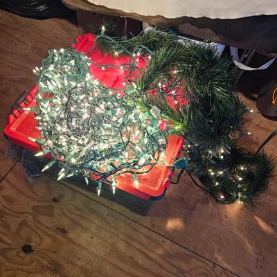 Christmas Decor, Lights & Wrap  (S-JS)