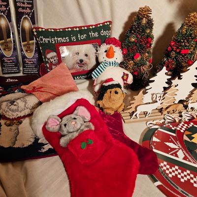 Christmas Decor, Lights & Wrap  (S-JS)