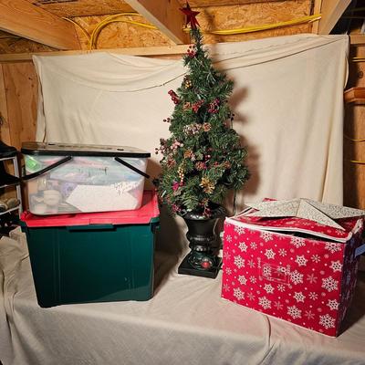 Christmas Decor, Lights & Wrap  (S-JS)